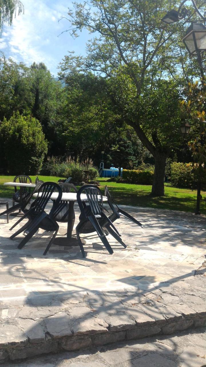 Albergo-Ristorante"Parco Alle Noci"Tra La Cascata Delle Marmore,Labro E Valle Santa Di S Francesco Rivodutri Exteriér fotografie